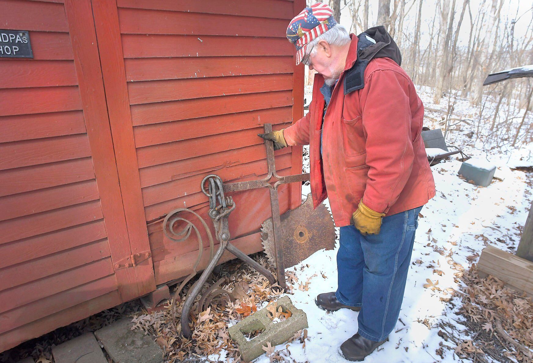 010922-blm-loc-10blacksmith